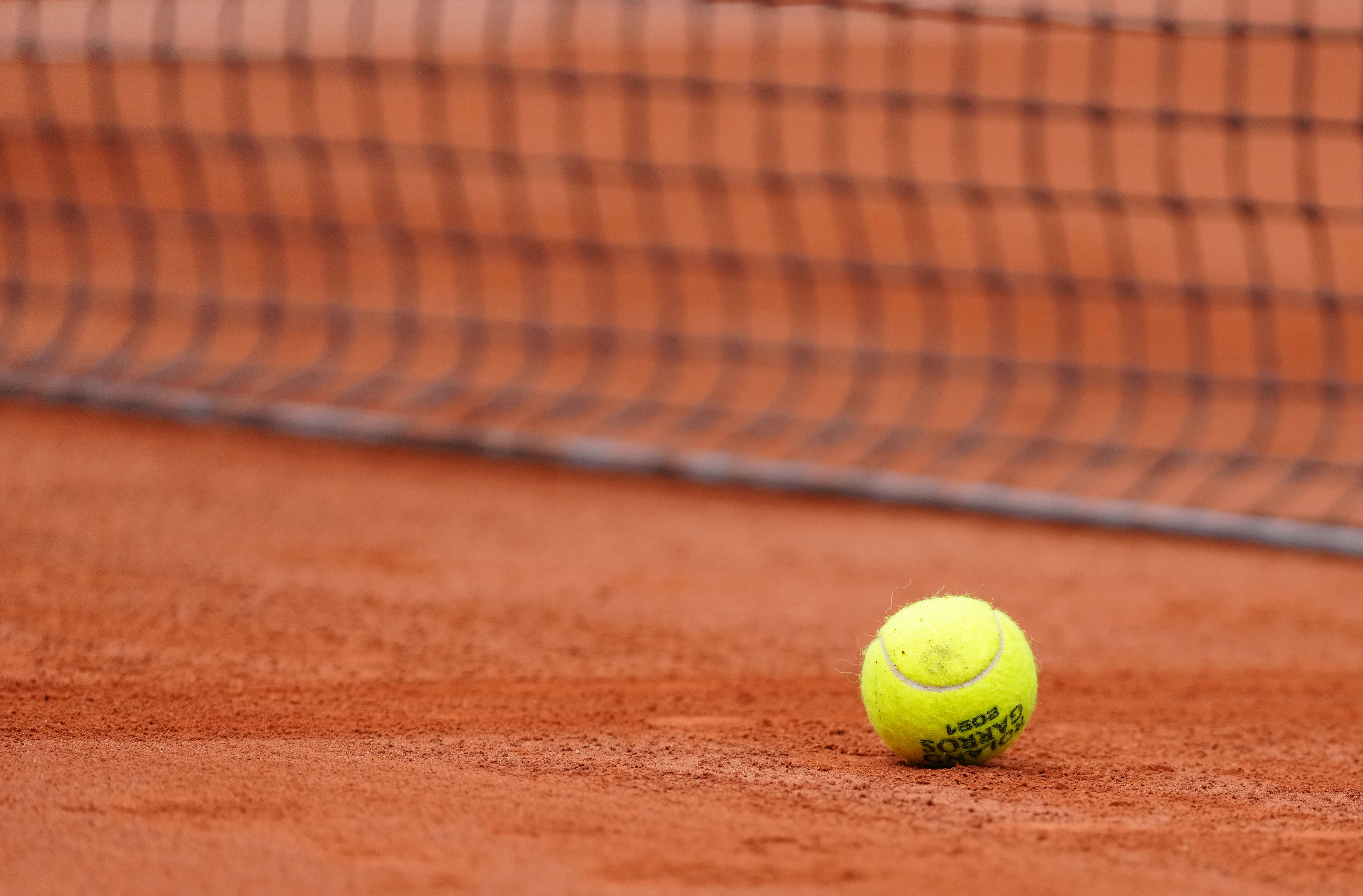 己的比赛中 己的比赛中