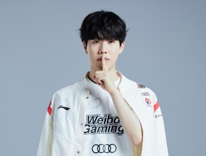 通过加维的 通过加维的