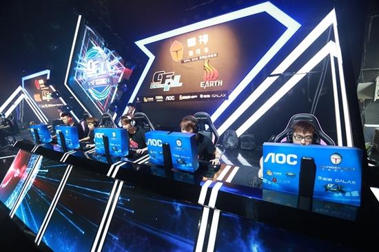 4年的高额 4年的高额