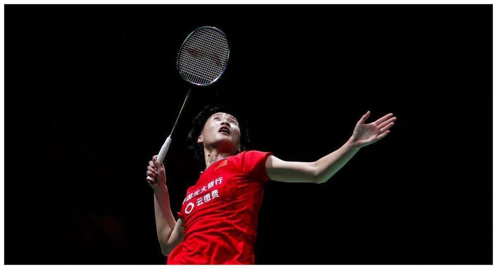 了一个鲜明 了一个鲜明